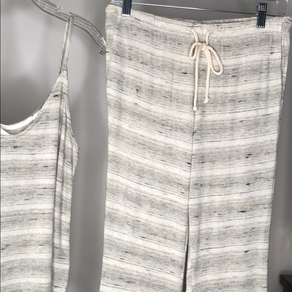 #4 OATMEAL TOP & PANTS SET - Picture 11 of 14